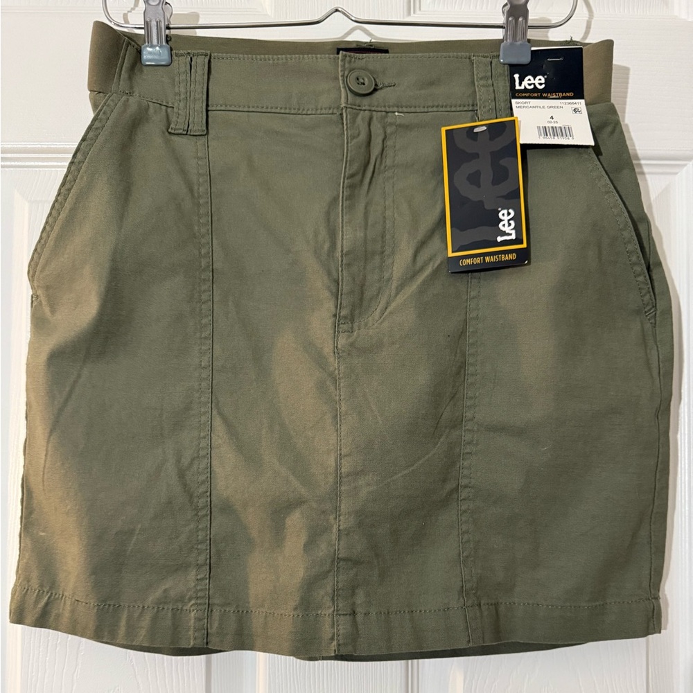 Lee Women's Green Skort, NWT